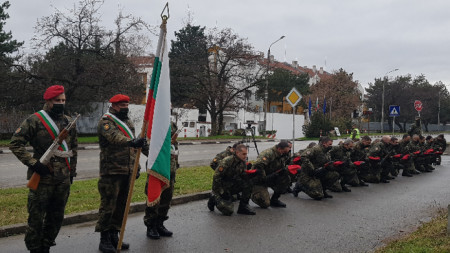 Почит пред загиналите в Кербала