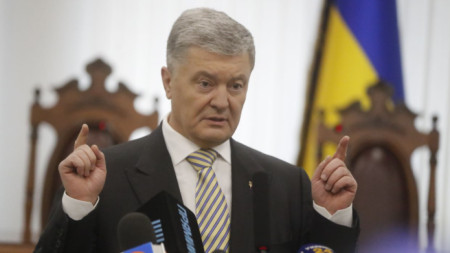 Бившият президент на Украйна Петро Порошенко който е заподозрян в
