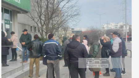 Изплащане на пенсиите, 7 март, Варна