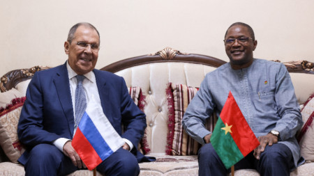 Сергей Лавров с колегата си от Буркина Фасо Карамоко Жан Мари Траоре.