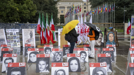 В много страни по света се провеждат демонстрации в солидарност към протестиращите иранци 