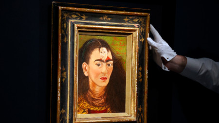 Рядка картина на Фрида Кало бе продадена от нюйоркската аукционна