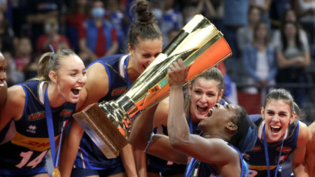Италия спечели титлата на Европа по волейбол за жени