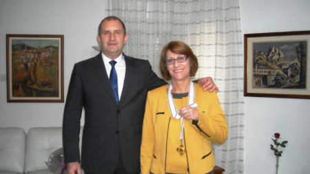 През 2017 Сотирула Хараламбус получи от президента на България Румен Радев орден 