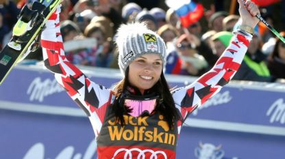 Марсел Хиршер и Анна Фенингер са номер 1 в ските за 2015 година