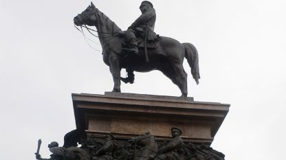 Monumenti i Mbretit Çlirimtar Aleksandër II në zemrën e Sofjes.