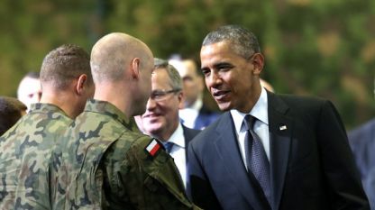 Обама се срещна с полски пилоти на F-16 още на летишето
