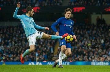 Бернардо Силва вкарва победния гол