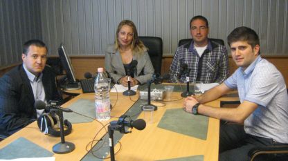 Димитър Дилчев, Мария Христова, Александър Райчев и Антоан Шотаров (отляво надясно) в студиото на „Нашият ден”