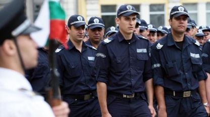15 000 полицаи ще охраняват изборите в днешния ден До