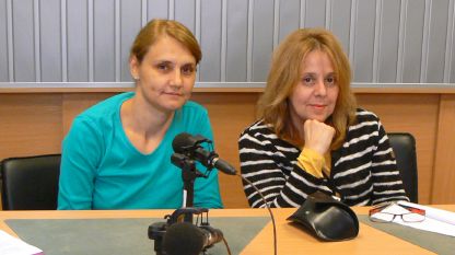 Лилия Кръстева (вляво) и Анет Маринова в студиото на предаването.