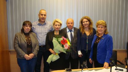 Антоанета Итева, Камен Каменов, Анелия Торошанова, Захари Генов, Даниела Иванова, Жени Петрова (отляво надясно).