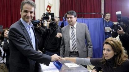Мицотакис гласува на изборите за лидер на партията