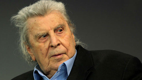 Ο παγκοσμίου φήμης Έλληνας συνθέτης Μίκης Θεοδωράκης έγινε 90 ετών.
