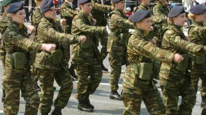Предлагат на гъркините доброволна служба в армията