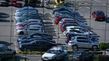 Продажбите на нови автомобили в ЕС отбелязаха пореден силен спад