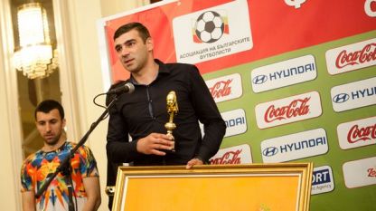 Владислав Стоянов е най-добрият футболист у нас според неговите колеги