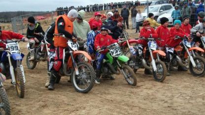 „Мотокрос Рейсинг Симитли“ с нови състезатели през 2016 година  