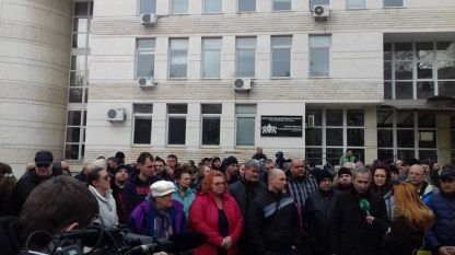 Протестът в Пловдив в защита на лекаря, убил крадец.