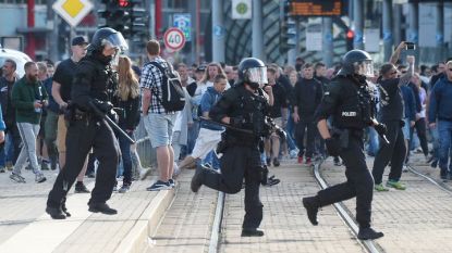 Полицията извика подкрепления при протеста на крайнодесни в източния германски град Кемниц в неделя.