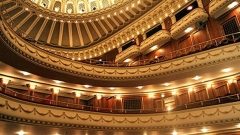 Мястото, където Йордан Знаменов става един от водещите солисти на най-престижния български музикален театър - Софийската опера.