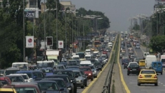Един от основните проблеми, свързан с пренаселването на столицата, е нарастващия брой на автомобилите.