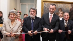 Am 20 Februar eröffneten Irina Bokowa, Weschdi Raschidow, Nikolaj Mladenow und Akademiechef Nikola Sabotinow (v.l.n.r.) das UNESCO-Regionalzentrum zur Bewahrung des immateriellen kulturellen Erbes in Sofia.