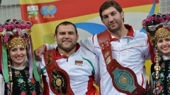 Die glücklichen Sieger Dimitar Kumtschew und Wladislaw Metodiew