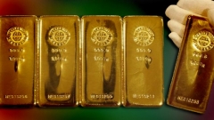 Der Goldbarrenpreis ist auf über 4.250 Euro gestiegen.