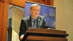 Ο αρμόδιος Επίτροπος Περιβάλλοντος, Γιάνες Ποτότσνικ, σε διάσκεψη στη Βουδαπέστη για τις κλιματικές μεταβολές και την προστασία των υδάτων