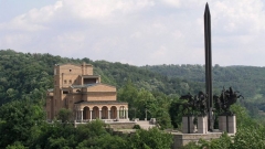 Το μνημείο του Ασέν και του Πέτρου στη μεσαιωνική βουλγαρική πρωτεύουσα Τίρνοβο.
