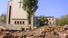 Συνεχίζονται οι ανασκαφές στη δυτική πύλη της Σερδικής, κοντά στον καθολικό ναό του Αγίου Ιωσήφ