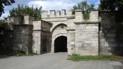 Η κύρια πύλη του κάστρου Μπάμπα Βίντα