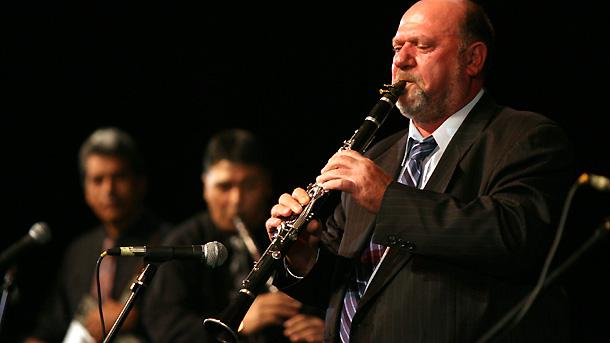 Световноизвестният кларнетист Иво Папазов Ибряма е един от тазгодишните носители