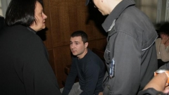 Илиян Тодоров, който е подсъдим за двойното убийство от 18 април 2009 г. пред дискотека 
