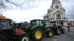 Зърнопроизводителите са готови да докарат тежките машини в столицата, ако не бъдат изключени от обхвата на закона за горивата.