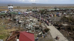Филипините след тайфун, архив