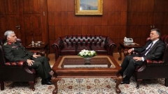 Среща между турския президент Абдуллах Гюл и генерал Недждет Йозел