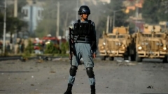Служител на афганистанските сили за сигурност в Кабул