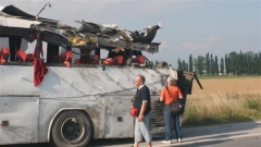 Трагедия беляза 15-ти юни, осем български семейства загубиха близките си при тежка автобусна катастрофа на автомагистрала 