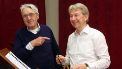 Диригентът Ерих Вехтер (вдясно) работи с Рихард Тримборн в София по тетралогията на Вагнер