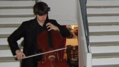Атанас Кръстев свири в Българския културен център в Париж