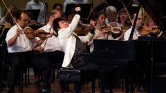 Китайската звезда Ланг Ланг свири с Чикагския симфоничен оркестър на фестивала Равиния