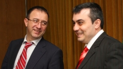 Софийският прокурор Кокинов (вдясно) и заместникът му Василев