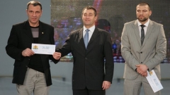 Свилен Нейков награди медалистите и техните треньори от Олимпиадата, както и най-добрите млади спортисти през 2012 година