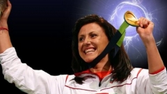 Тезджан Наимова със златния медал от европейското в Гьотеборг
