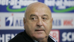 Венци Стефанов се надява феновете на футбола у нас да могат да наблюдават мачовете от 