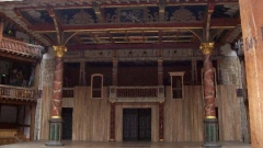 Театър „Глоуб”, Лондон, в който е играл Шекспир.