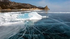 Езерото Байкал е най-големият резервоар на прясна вода на планетата – неговият обем е 23 615,39 км³, което е около 19 % от общите запаси на езерна питейна вода на Земята.