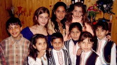 Ученици от училище “Христо Смирненски” в село Водолей, община Велико Търново, на традиционните чествания на Банго Васил.